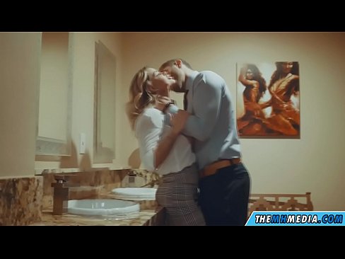❤️ Ilehoria busti batek komun publiko batean seduzitzen zaituenean ️❌ Pornografia besterik ez %eu.nullscripts.topan ❌️